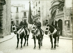 Portabanderes, 1931. Foto cedida per l'Associació Cultural
