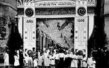 La Festa Major al carrer Torres. Festes de Gràcia 1914. Foto de Ramon Balaguer cedida per la Federació d'entitats de la Festa Major de Gràcia